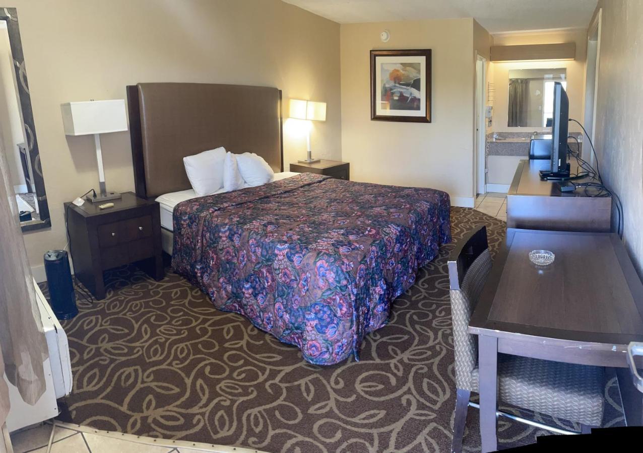 Hilltop Inn Pittsburgh Crafton Eksteriør billede