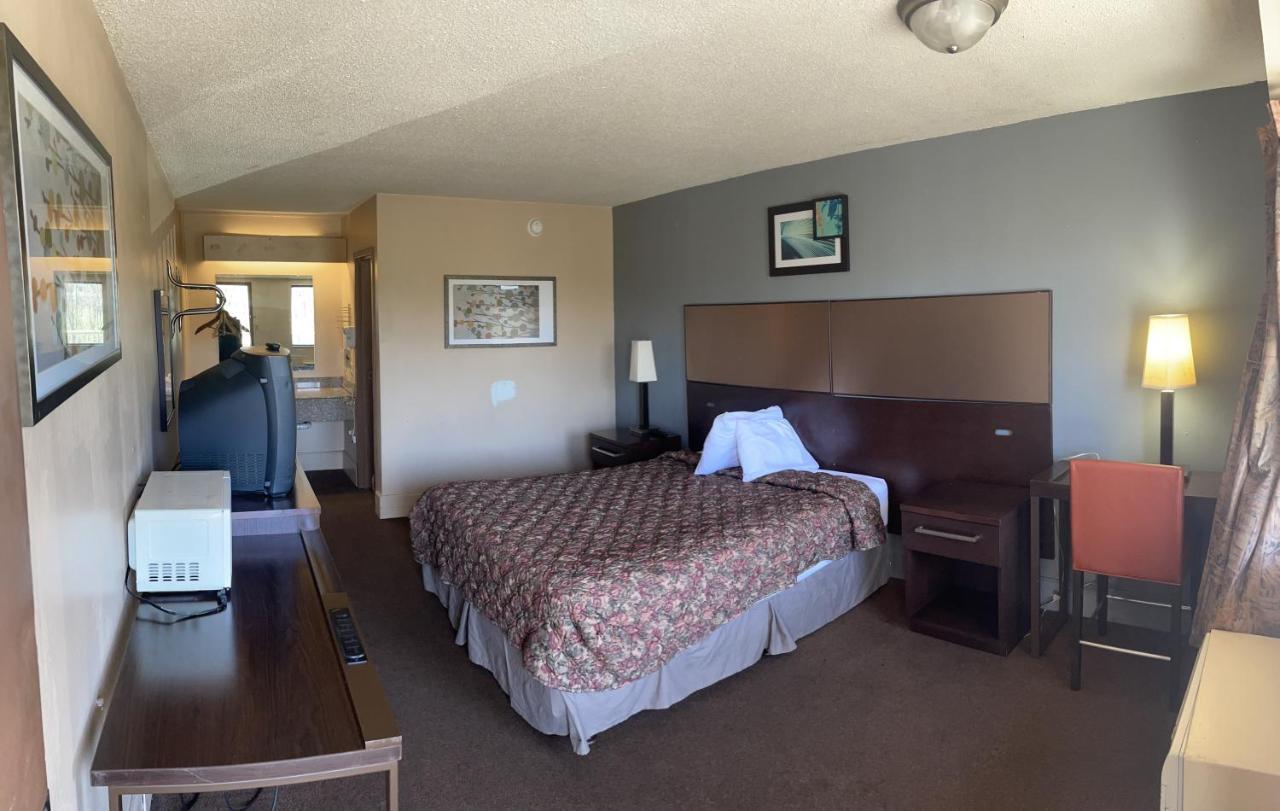 Hilltop Inn Pittsburgh Crafton Eksteriør billede