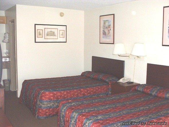 Hilltop Inn Pittsburgh Crafton Værelse billede