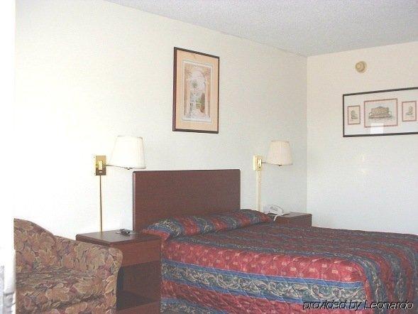 Hilltop Inn Pittsburgh Crafton Værelse billede