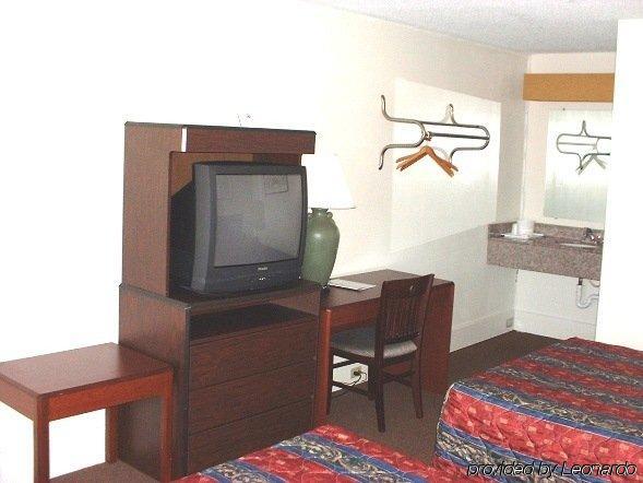 Hilltop Inn Pittsburgh Crafton Værelse billede